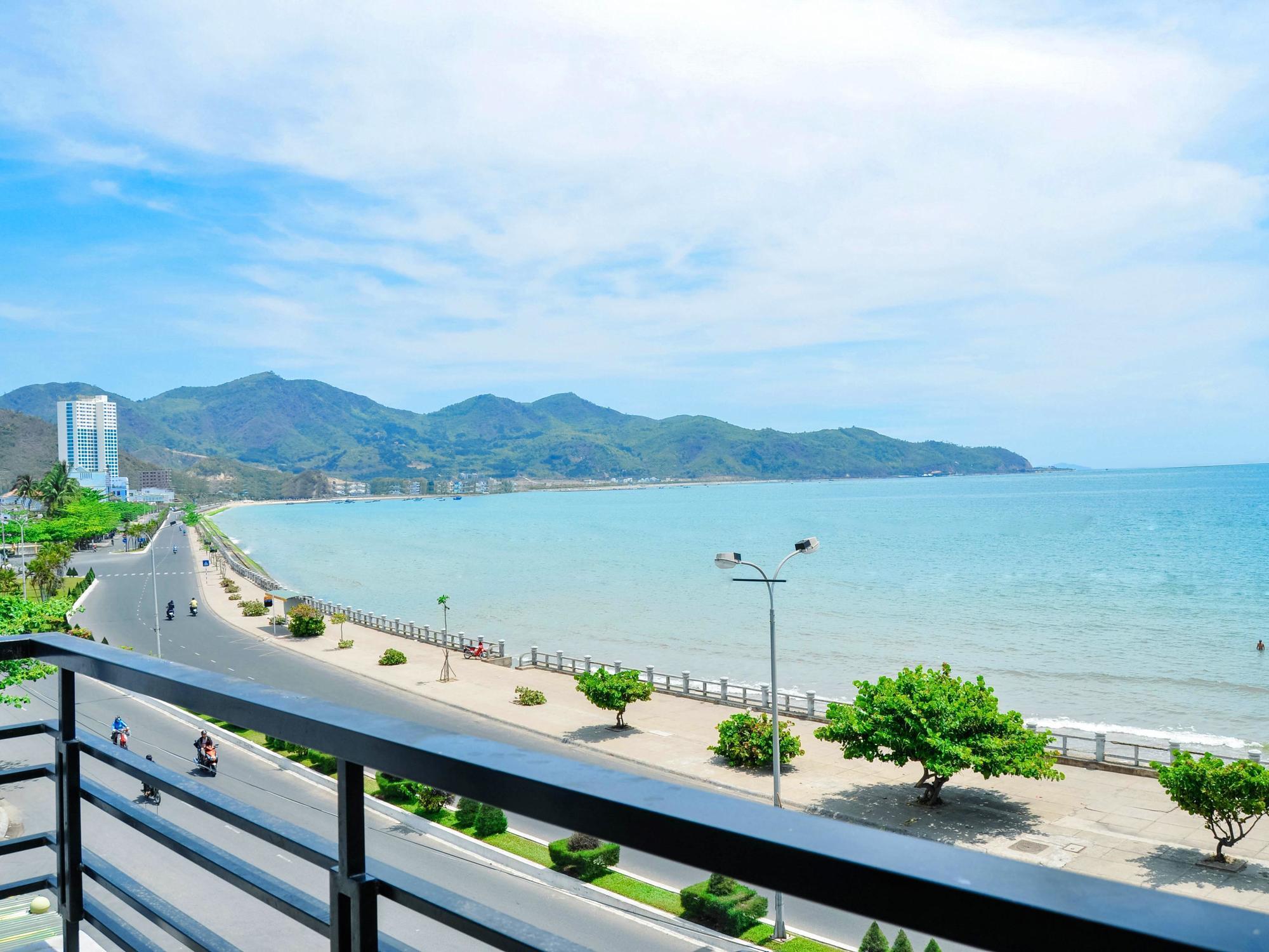 Thien Thanh Hotel - E Dragon Nha Trang Eksteriør billede