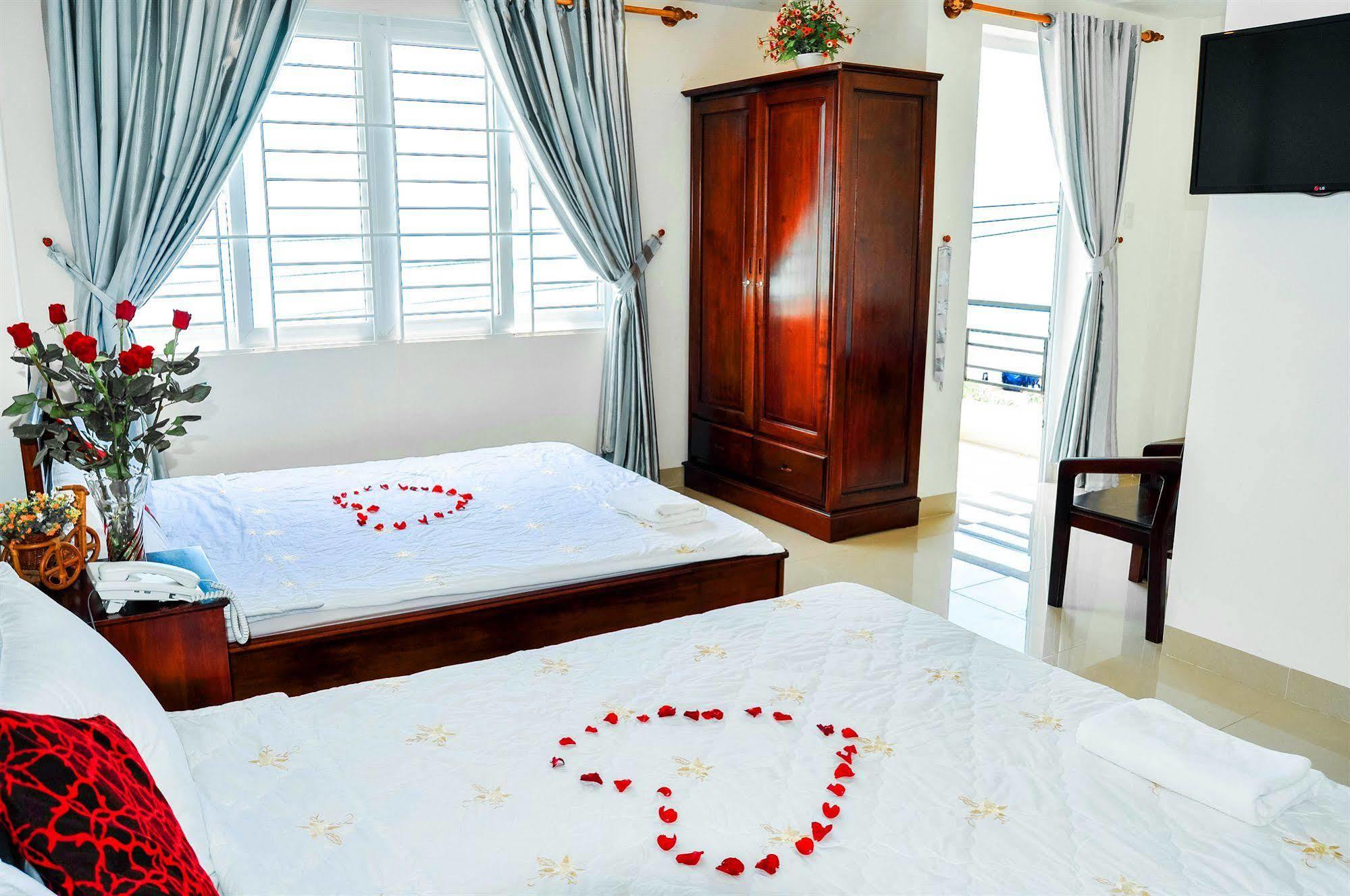 Thien Thanh Hotel - E Dragon Nha Trang Eksteriør billede