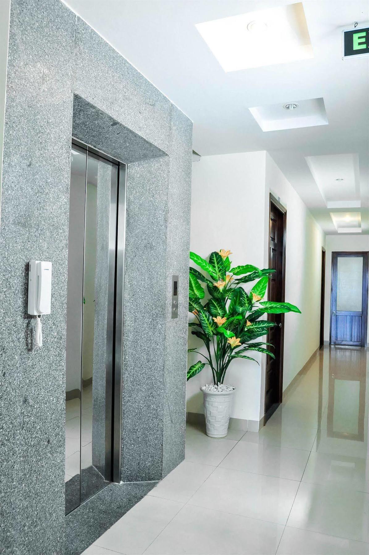 Thien Thanh Hotel - E Dragon Nha Trang Eksteriør billede