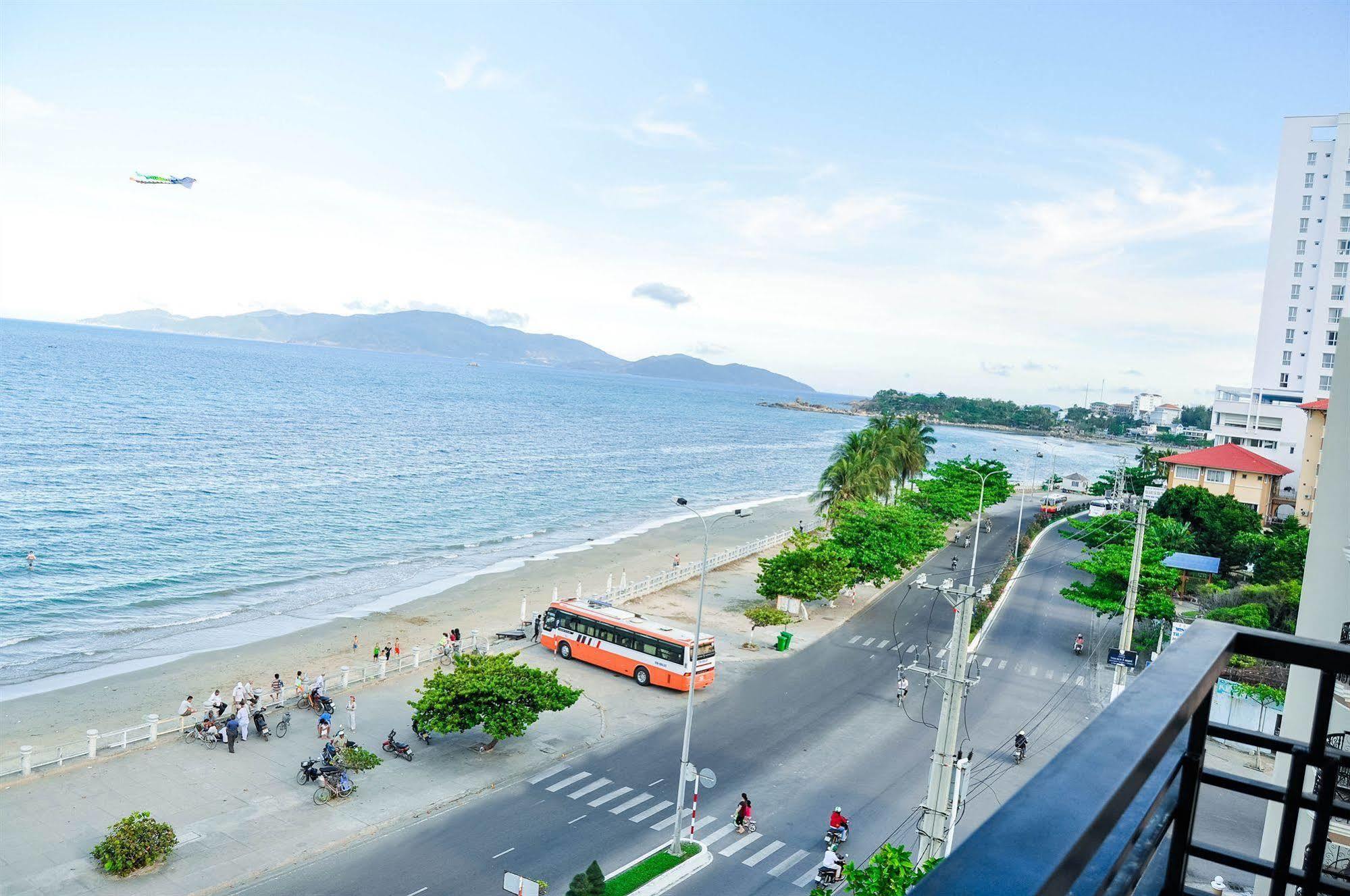 Thien Thanh Hotel - E Dragon Nha Trang Eksteriør billede